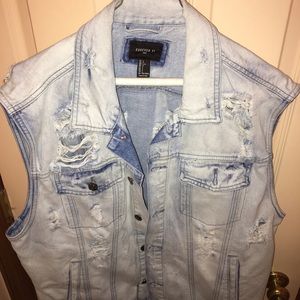Forever 21 Distressed Denim Vest. Size L